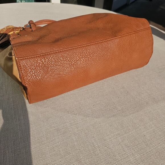 Huge Steve Madden Satchel, Camel Color, Buckle and Tassel Detail Faux Leather - Picture 6 of 11